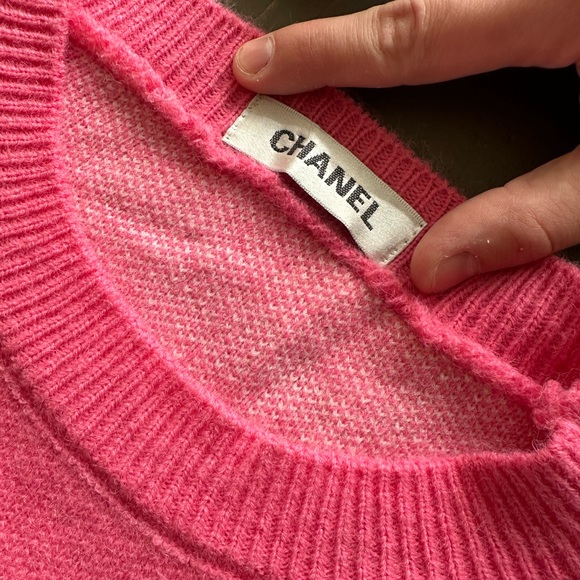 Chanel crew neck sweater - Picture 2 of 2